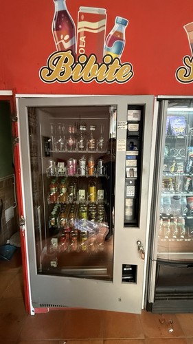 Distributore automatico